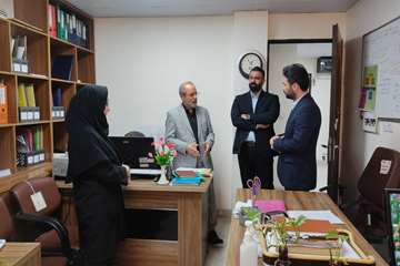 بازدید نماینده مجلس شورای اسلامی از مرکز بهداشت شهرستان رشت